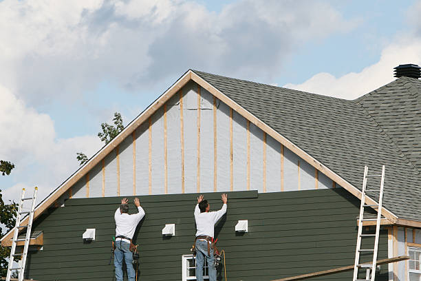 Professional Siding Installation technician working in Mapleton Depot, PA